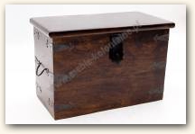 Kolonialny kufer Å›redniego rozmiaru wykonany z litego egzotycznego drewna  » Click to zoom ->